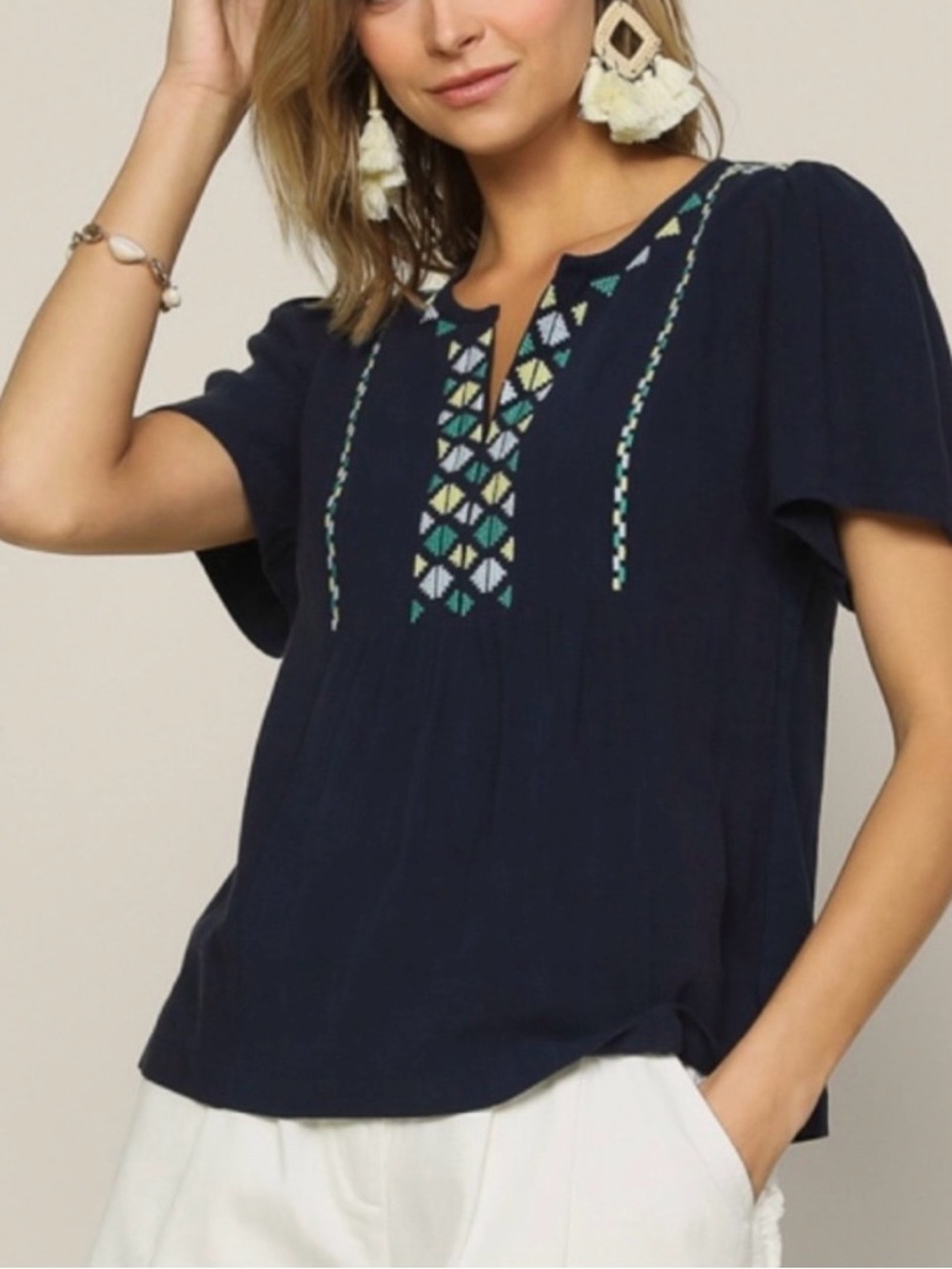 NWT Skies Are Blue Linen Blend Embroidered Short Flutter Sleeve Top